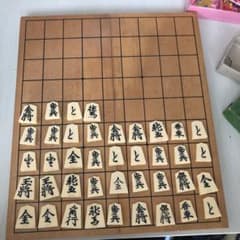木製将棋盤と駒セットのサムネイル