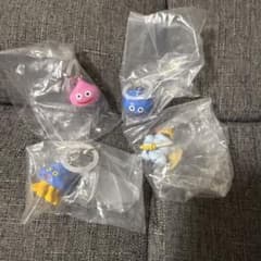 ドラゴンクエスト めじるしアクセサリー 4種セットのサムネイル