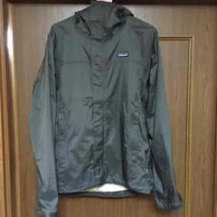 パタゴニアマウンテンパーカーのサムネイル