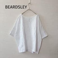 BEARDSLEY ビアズリー フロント刺繍ホワイトシャツカットソー トップス