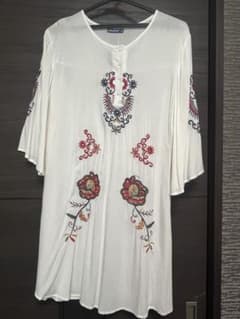 Muslin 刺繍入り ホワイト チュニック エスニック　未使用品のサムネイル