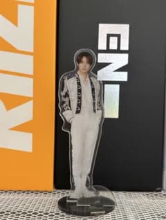 ENHYPEN HEESEUNG アクリルスタンドのサムネイル