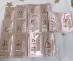 DEW 美滴化粧水1.5ml  美滴乳液0.8ml 7回分サンプルのサムネイル