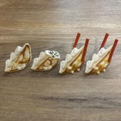まちぼうけ 餃子さん カプセルトイ 4種セットのサムネイル