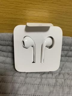 iPhone 純正イヤホン アップルのサムネイル