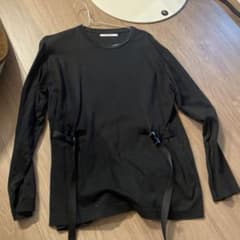 【ほぼ未使用】LIBERUM 黒カットソーのサムネイル