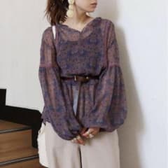 新品未使用　アングリッド　ブラウスのサムネイル
