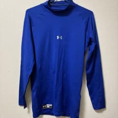 UNDER ARMOUR アンダーアーマー インナーシャツのサムネイル