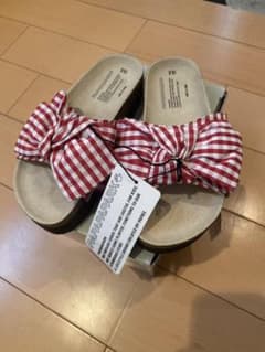 新品☆タグ付 PAPAPAPARK サンダル１９cmのサムネイル