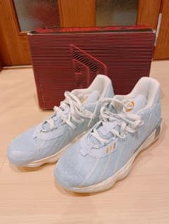 adidas Dame7 Christmasのサムネイル