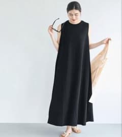 coca エンボスノースリーブワンピースSHORTサイズのサムネイル