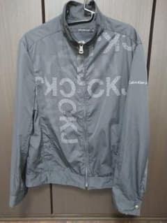⭕CALVIN KLEIN　ナイロンジャケットのサムネイル