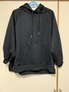パーカーのサムネイル