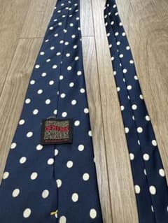 スウィンガー・オブ・メンズ・ファッション ネクタイ