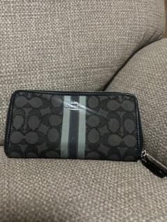 coach 財布のサムネイル