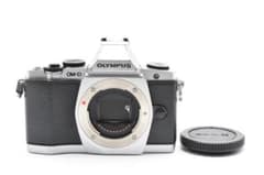 オリンパス OLUMPUS OM-D E-M5 シルバー 動作未確認 カメラ - メルカリ
