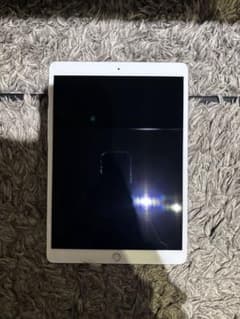 iPad Pro 10.5インチ＋純正Smart Keyboard付きのサムネイル
