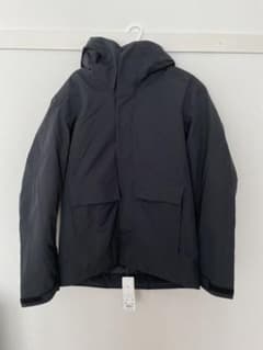 ハイブリッドダウンスノーボードパーカー　UNIQLOのサムネイル
