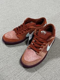 NIKE SB DUNK LOW 28 新品 ダンクのサムネイル