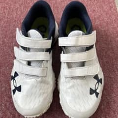 Under Armour 野球シューズ ホワイト ネイビー 　23㎝のサムネイル