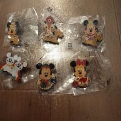 ディズニー ピンバッジ 6点セット - メルカリ