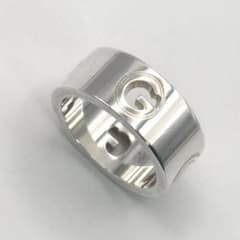 美品】GUCCI シルバー925 刻印 Gロゴ リング 表記11 - メルカリ