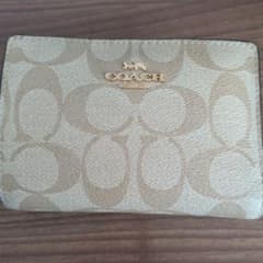 週末限定特価★COACH 二つ折りがま口財布 ベージュ キャンバス