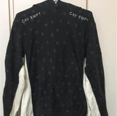 C.E パーカーのサムネイル