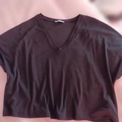 ZARA Vネック 半袖Tシャツ ブラック Mサイズのサムネイル