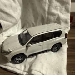 Toyota Land Cruiser Prado ミニカー ホワイトパールのサムネイル