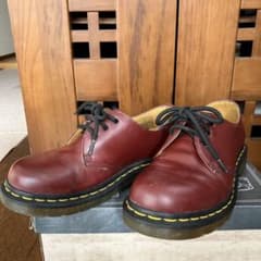 Dr. Martens バーガンディ レースアップ 4 UKのサムネイル