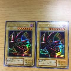 遊戯王 ブラックマジシャンのサムネイル