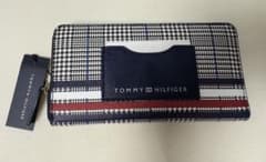 未使用TOMMY HILFIGER 長財布 チェック柄のサムネイル
