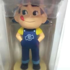 不二家 75周年記念 ミニ首振りペコちゃん人形 - メルカリ