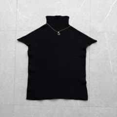 極美品✨】 (T)イッセイミヤケ ハイネック 半袖シャツ ブラック - メルカリ