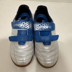 umbro 室内シューズのサムネイル
