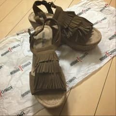 ミネトンカ/新品ウエッジソール フリンジサンダルのサムネイル