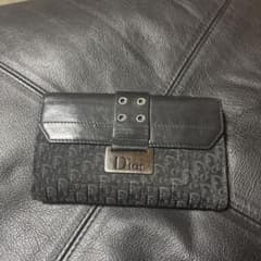Dior ブラックレザー 長財布のサムネイル