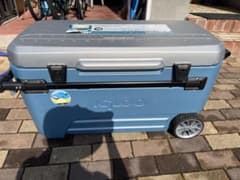 IGLOO Maxcold Glide 110QT クーラーボックス　イグローのサムネイル