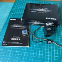 Futaba サーボ　ジャイロ　2点セット Futaba GY520 ジャイロ JR DS820G サーボセット - メルカリ