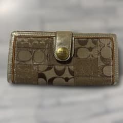COACH シグネチャー ラウンドファスナー 長財布のサムネイル