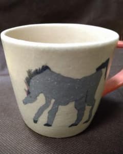 【未使用品】田中ちあきさん　マグカップ　馬のサムネイル
