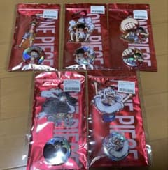 応募者全員サービスONE PIECEルフィアクリルキーホルダー＆缶バッジ