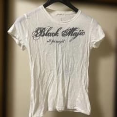 Black Magic 天使デザイン Tシャツのサムネイル