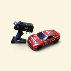 NISSAN GT-R ラジコンカー コントローラー付のサムネイル