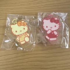 ハローキティ アクリルキーホルダー 2 2種セットのサムネイル
