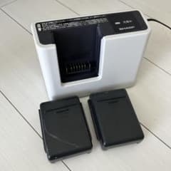 SHARP 充電器とバッテリー2個セットのサムネイル