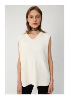 新品未使用タグ付き！MOUSSY OVERSIZED RIB KNIT VESTのサムネイル