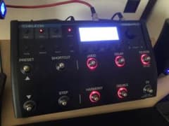 TC HELICON VOICELIVE2 ボーカルエフェクターのサムネイル
