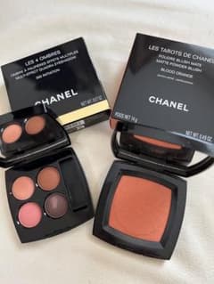 CHANELレタロットドゥシャネル&レキャトルオンブル 392 2点セット